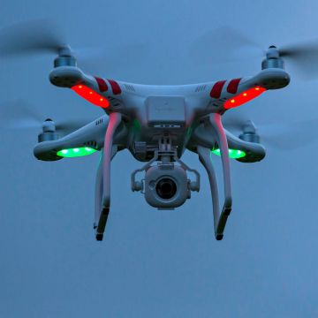 Υπέρ του παγκόσμιου μητρώου για τα drones οι αεροπορικές εταιρείες