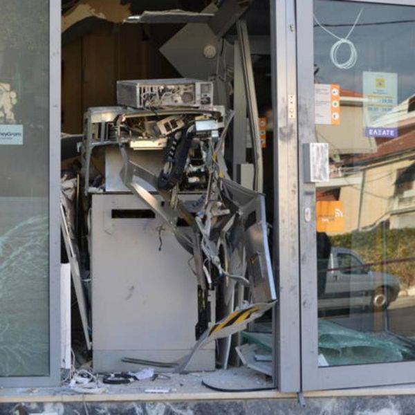 2032836c2546afa367d6fbd5aecfc02d XL 933653ac