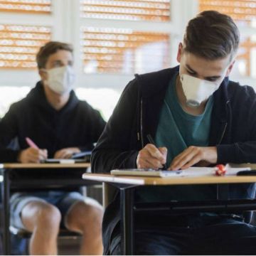 Έρευνα ProRata: «Όχι» στις κάμερες λέει το 91% των εκπαιδευτικών