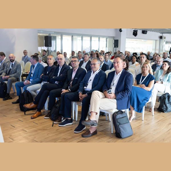 Untitled 1 4 96968f1b