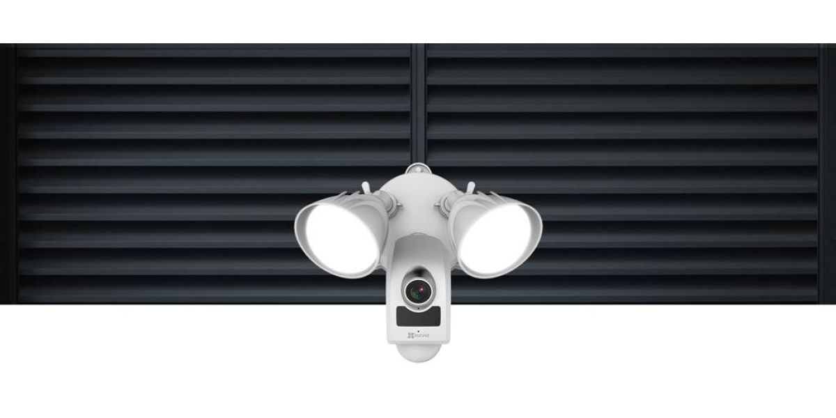 EZVIZ LC1