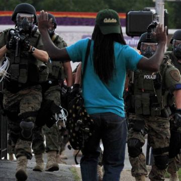 Σκέψεις για «ξήλωμα» της αστυνομίας του Φέργκιουσον