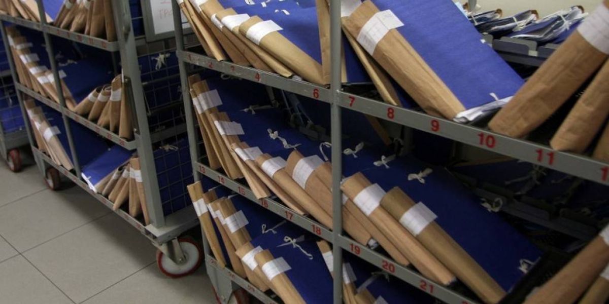 Άνοιξαν οι φάκελοι ατομικών φρονημάτων