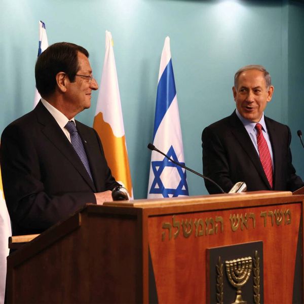 f4a51cb98112a3d879856e0d66de3464 XL a4c4dac4