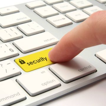 Αυξάνονται οι χρήστες που επ[ιζητούν την online ασφάλεια