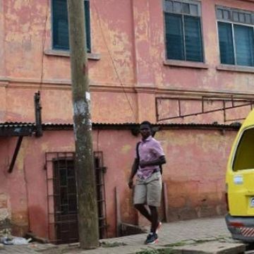 «Μαϊμού» αμερικανική πρεσβεία στην Γκάνα