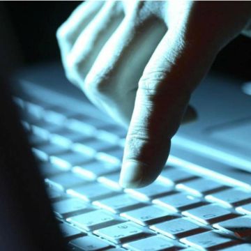 4 υποθέσεις διαδικτυακής απάτης εξιχνιάστηκαν από τη Διεύθυνση Δίωξης Ηλεκτρονικού Εγκλήματος