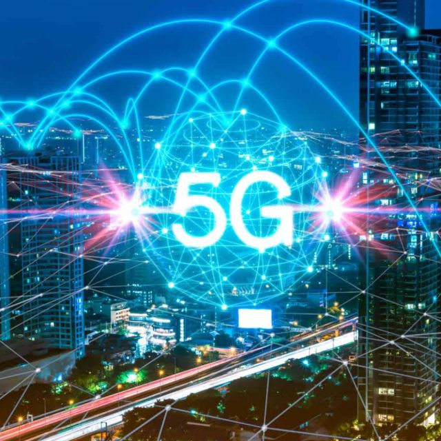 Aνοίγει ο δρόμος για την ανάπτυξη των δικτύων 5G στην Ελλάδα