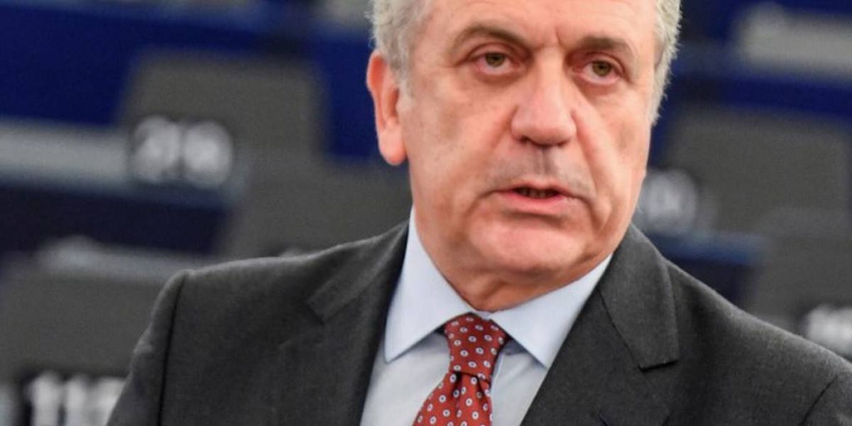 Αβραμόπουλος: Κήρυξε πόλεμο κατά της κυβερνο-τρομοκρατίας