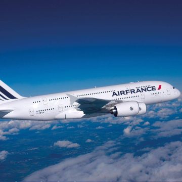 Δύο αεροπλάνα της Air France άλλαξαν πορεία λόγω απειλής για βόμβα
