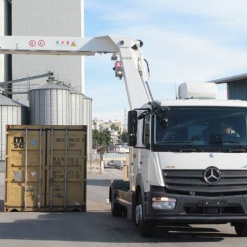 Νέο αυτοκινούμενο σκάνερ απέκτησε το τελωνείο Πειραιά