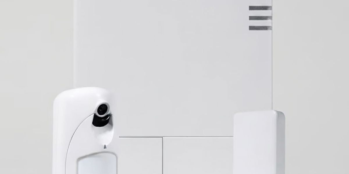 RISCO LightSyS Air 4G camera kit