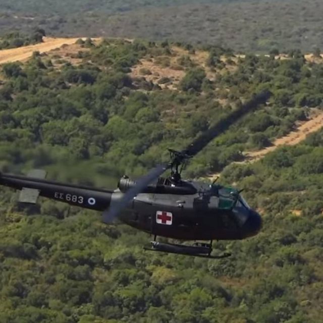 Εντυπωσιακή άσκηση Παρμενίων με drones