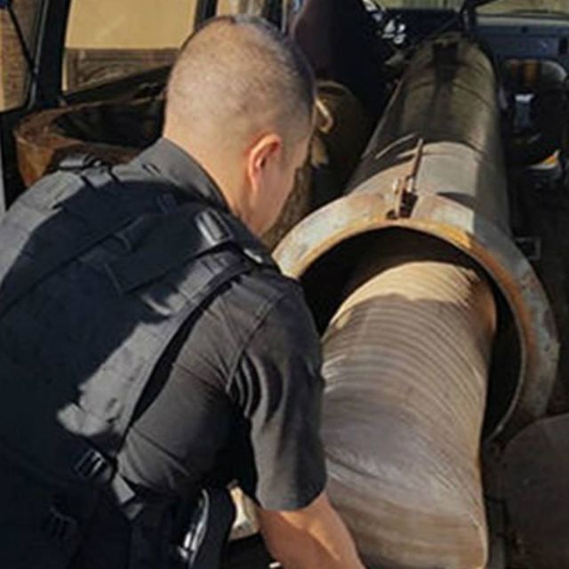 Με μπαζούκας εκτοξεύουν ναρκωτικά πάνω από το τείχος στα σύνορα ΗΠΑ-Μεξικού