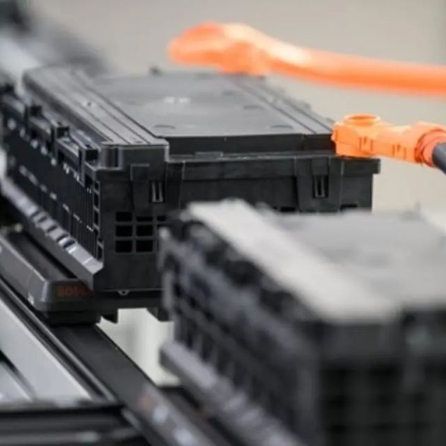 Η Bosch αναπτύσσει την πρώτη πλήρως αυτοματοποιημένη μονάδα εκφόρτισης μπαταριών στην Ευρώπη