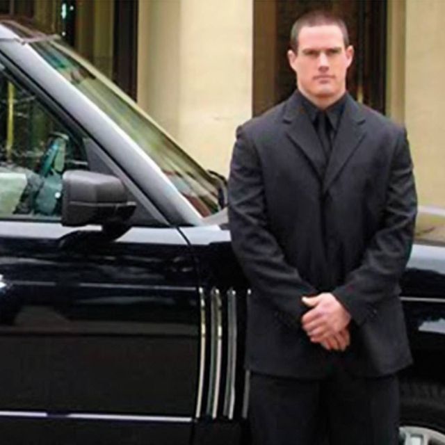 Η… χαρά του σωματοφύλακα στο κέντρο της Αθήνας