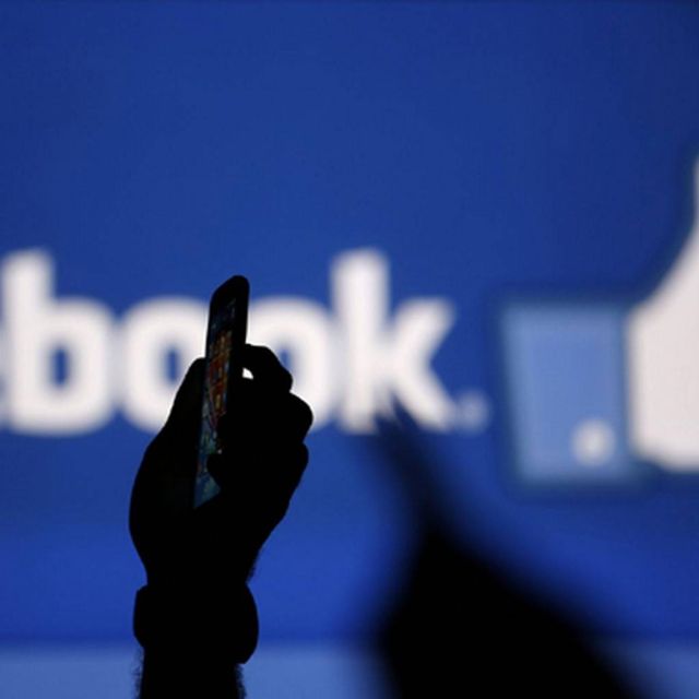 Παγκόσμιο ρεκόρ άρσης απορρήτου στο Facebook