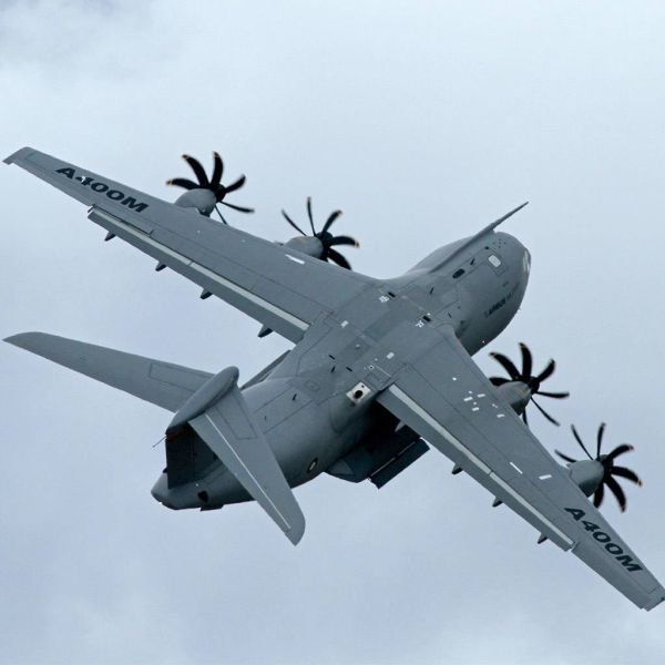 c3a2b2e5f9b2aeffe7e8640d9d6f6fec XL d8a040f5