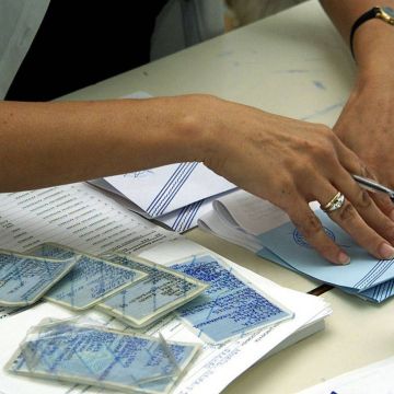 Ο Inform Λύκος «χτυπά» το διαγωνισμό για τις νέες ταυτότητες