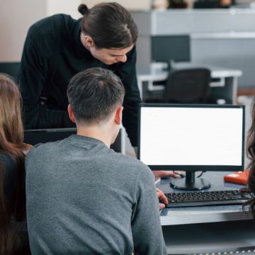 Μαζική η αύξηση των κυβερνοεπιθέσεων στον εκπαιδευτικό τομέα