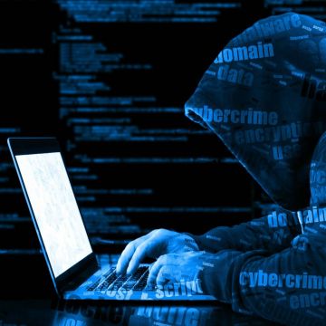 Χάκαραν την Under Armour