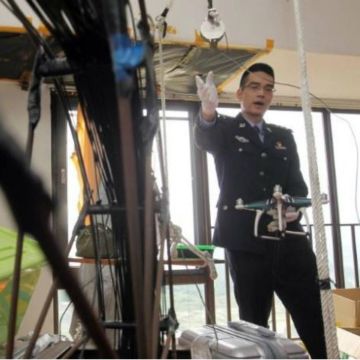 Λαθρέμποροι μετέφεραν με drones 15.000 iPhones κάθε νύχτα