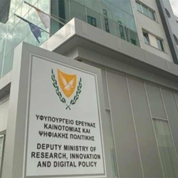 Uni Systems fa7b6bc6