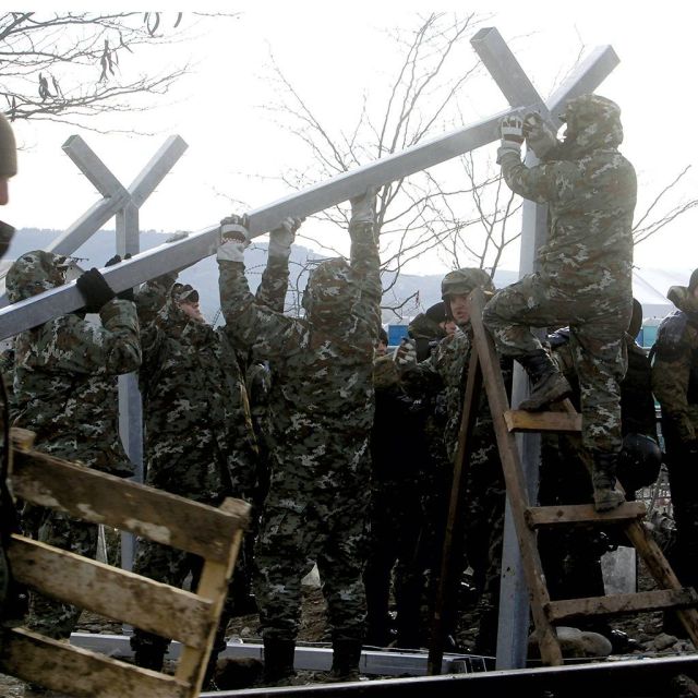 Η πΓΔΜ ορθώνει φράχτη 15 χλμ στα σύνορα με Ελλάδα
