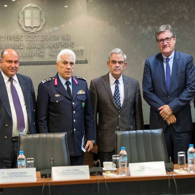 Η ΕΛΑΣ απέκτησε 15 νέες συσκευές ταυτοποίησης προσφύγων Eurodac