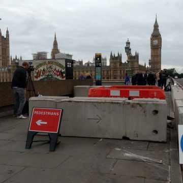 Ετοιμάζουν κινητά εμπόδια στην Αθήνα υπό τον φόβο επίθεσης