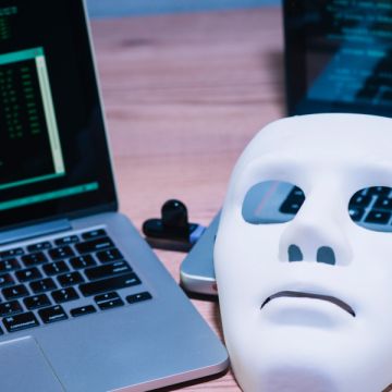 Το AI προσφέρει στους χάκερς το κλειδί της εισόδου στις επιχειρήσεις